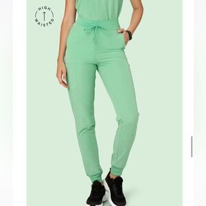 High Waisted Joggers Mint